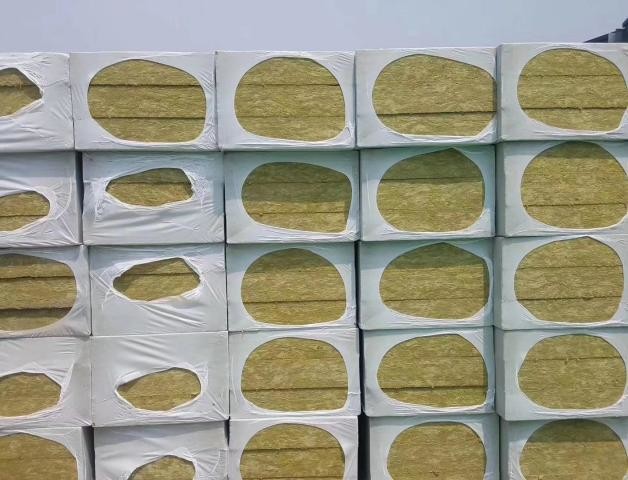 Wełna mineralna używana w panelu Joaboa